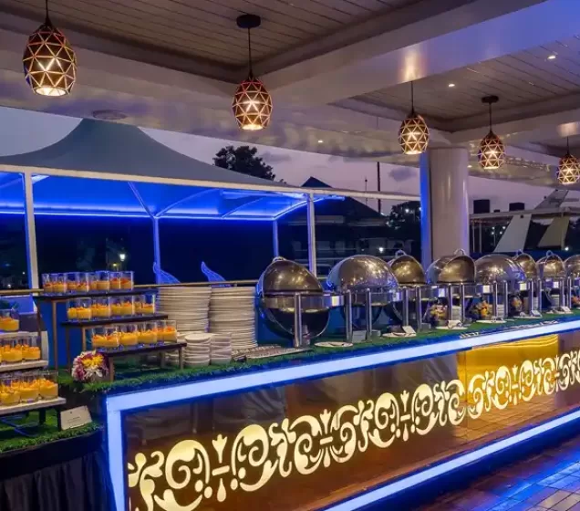 Nauti Amigo Luxury Dinner Cruise